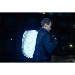 Housse De Pluie Argent Sac à Dos WOWOW Titanium -Gazelle Velo Boutique housse de pluie argent sac a dos wowow titanium 3