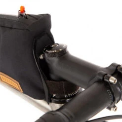 Sacoche Tube De Cadre Tissu Noir Attache Velcro Restrap -Gazelle Velo Boutique sacoche tube de cadre tissu noir attache velcro restrap 3